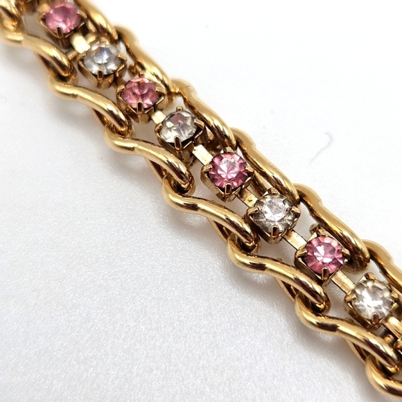 VINTAGE Pink and Clear Prong Set Rhinestone Tennis Style Gold Tone Bracelet - Picture 7 of 7
